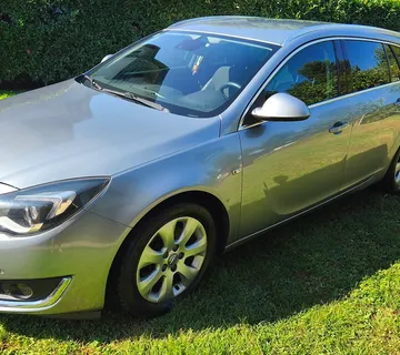Opel Insignia Karavan 2,0CDTI 103kW SPORTS TOURER - cover