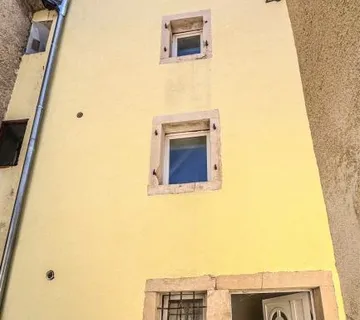 MEDULIN – obnovljena kamena kuća u centru (prodaja) - cover