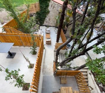 Potpuno nov bed and breakfast u centru Pule! (prodaja) - cover