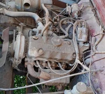 Prodajem Suzuki Samurai - cover