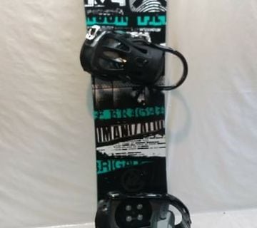 SNOWBOARD 155CM   - cover