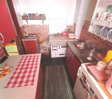 Kuća: Pojatno, 285.00 m2 (prodaja) - cover