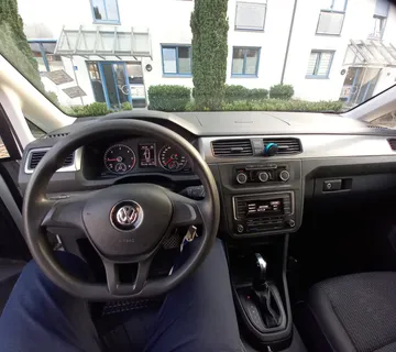 VW CADDY MAXI 2.TDI - cover