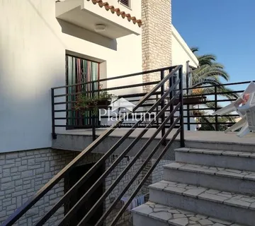 Istra,Premantura prostran apartman s pogledom na more - cover