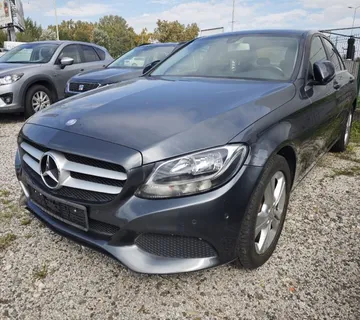 Mercedes-Benz C-klasa 200 D automatik - cover