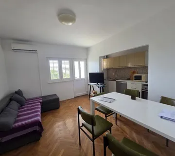 Komforan 3-soban stan 103 m2, Kaštel Lukšić! (prodaja) - cover