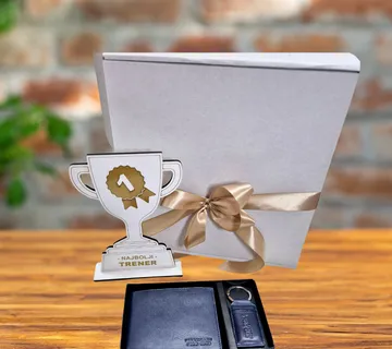 Poklon paket za trenera “Najbolji trener” - cover