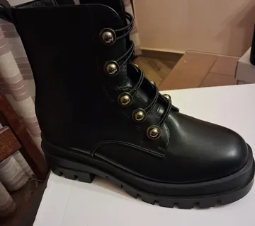 GLEŽNJAČE CRNE - cover