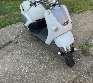Aprilia Mojito Custom 50 samo 473 km - kao nov - cover
