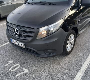 Mercedes Benz Vito Tourer 111 CDI - cover