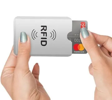 Futrola i zaštita za beskontaktne kreditne kartice - cover