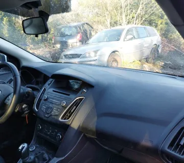 FORD FOCUS MK3.5 2016 DIJELOVI UNUTRASNJOSTI - cover