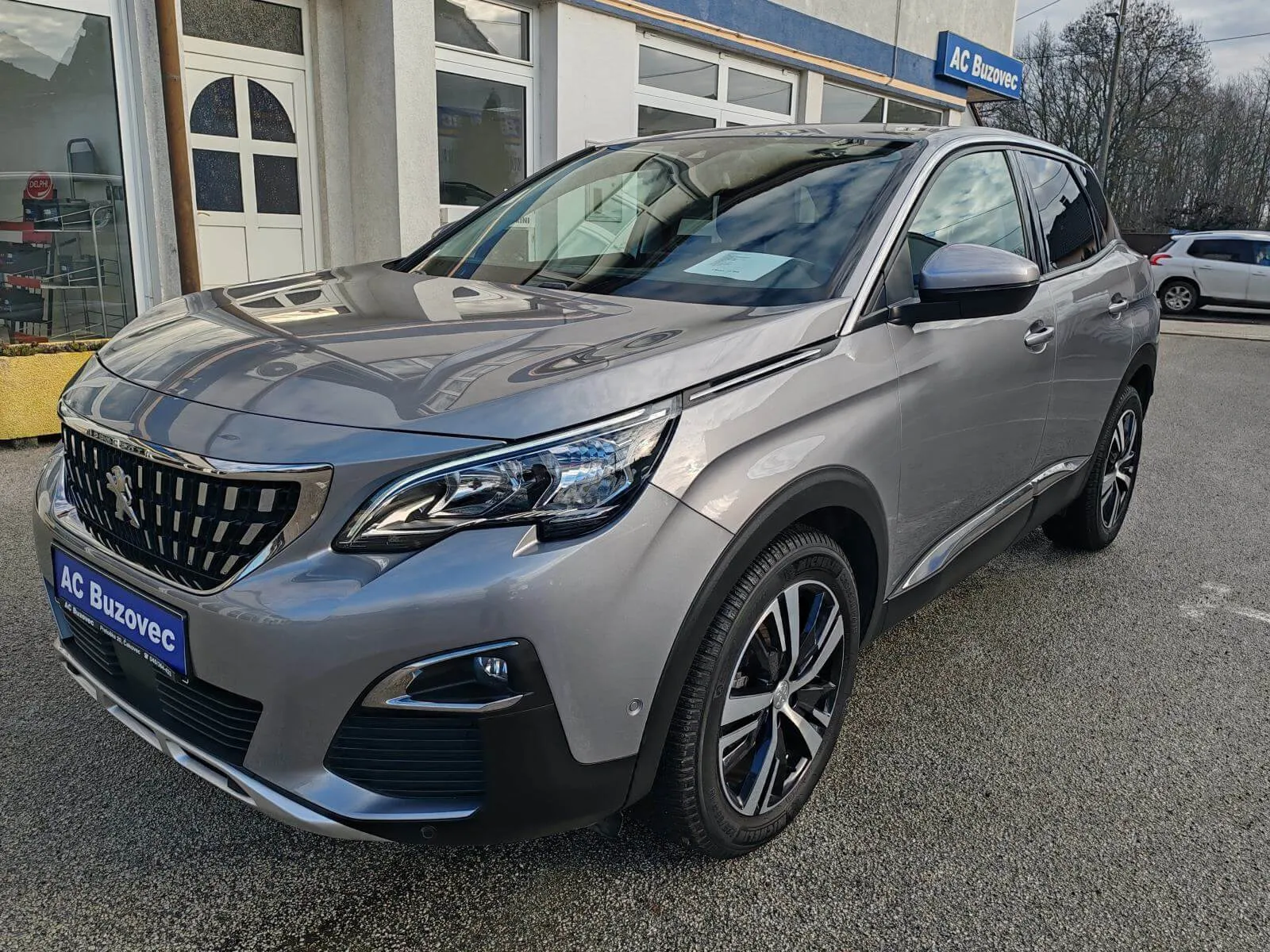 Peugeot 3008 1,2 PureTech - cover