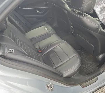 Mercedes-Benz E-klasa 220 D automatik - cover