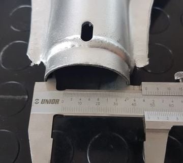 AUSPUH PLOSNATI URSUS - cover