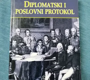 Mario Mikolić – Diplomatski i poslovni protokol (Z115) - cover