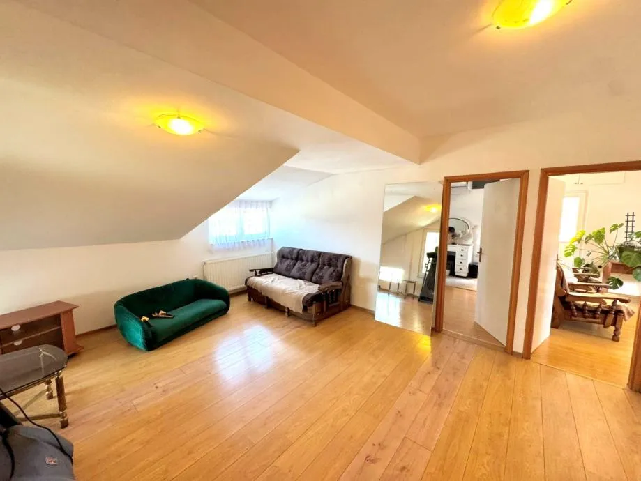 Stan: Zagreb (Ivanja Reka), 105.00 m2, parkirno mjesto (prodaja) - cover