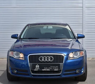 Audi A4 2.0 A/T - cover