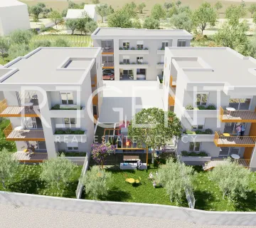Kaštel Kambelovac – Trosoban stan s terasom novogradnja 81 m² - cover