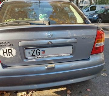 Opel Astra Classic 1.4 Twinport - cover