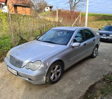 Mercedes  c klasa - cover