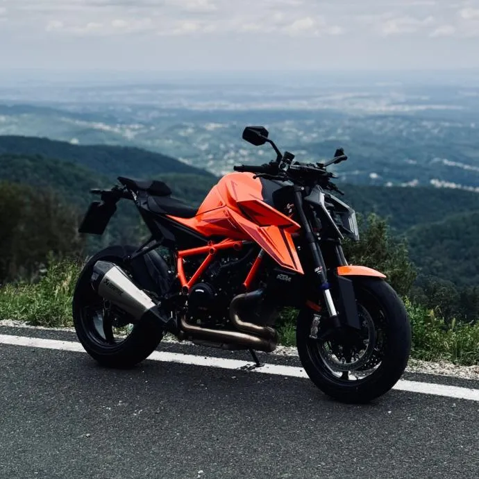 KTM 1390 Super Duke R EVO, NOVO, 2024 god. - cover