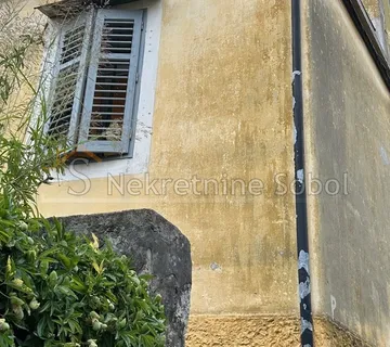 Mali Lošinj - Kuća, 100,00 m2 Prodaja - cover