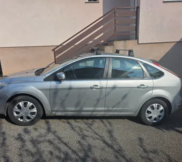 Ford Focus 1.6 benzin, 2008.g - cover