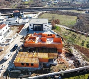 Trosoban stan S2 na 1.katu novogradnji u Kanfanaru (prodaja) - cover