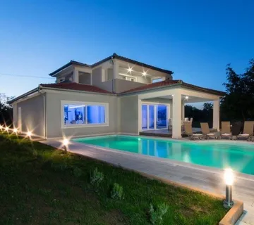 Kuća Labin - cover