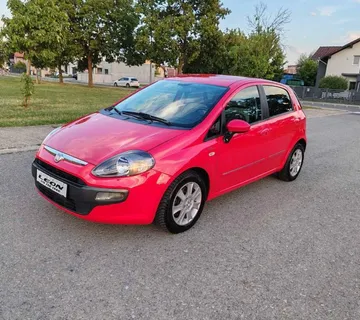 Fiat Grande Punto 1,3 JTD. 2012 GOD - cover