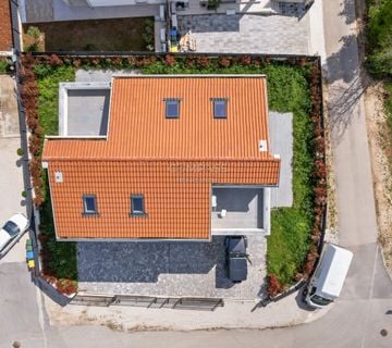 Prekrasna villa, Poreč, 365 m2 - cover