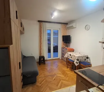 Stan Viškovo (Saršoni), 26m2, Garsonijera - cover