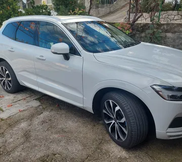 Volvo XC60 D4 Momentum Pro •Navi, Kamera, Led, Keylees, 4x4, 119200km• - cover