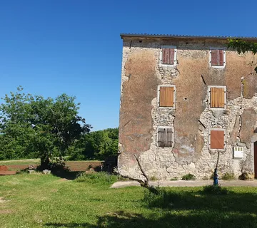 VIŽINADA, imanje s kućom od 180 m2 i zemljištem 35380 m2, KOP-740 - cover