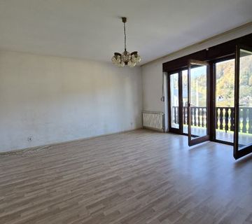 Kuća: Pustodol, 300.00 m2 (prodaja) - cover