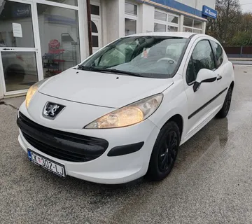 Peugeot 207 1,4 HDi - cover
