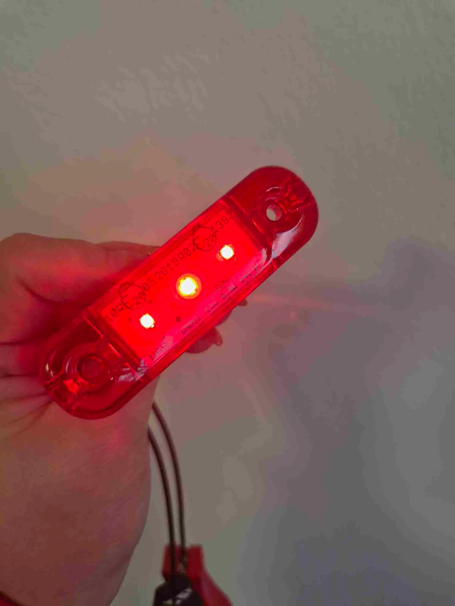 Crveno pozicijsko svjetlo 12/24V prednje svjetlo za označavanje - cover