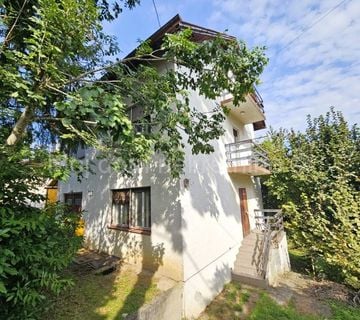 Kašina, samostojeća kuća s okućnicom, 206,93m2 - cover