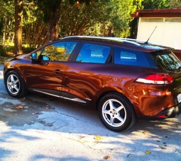 Renault Clio IV GrandTour - cover