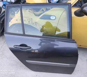 RENAULT GRANDTOUR 2007 ZADNJA DESNA VRATA - cover