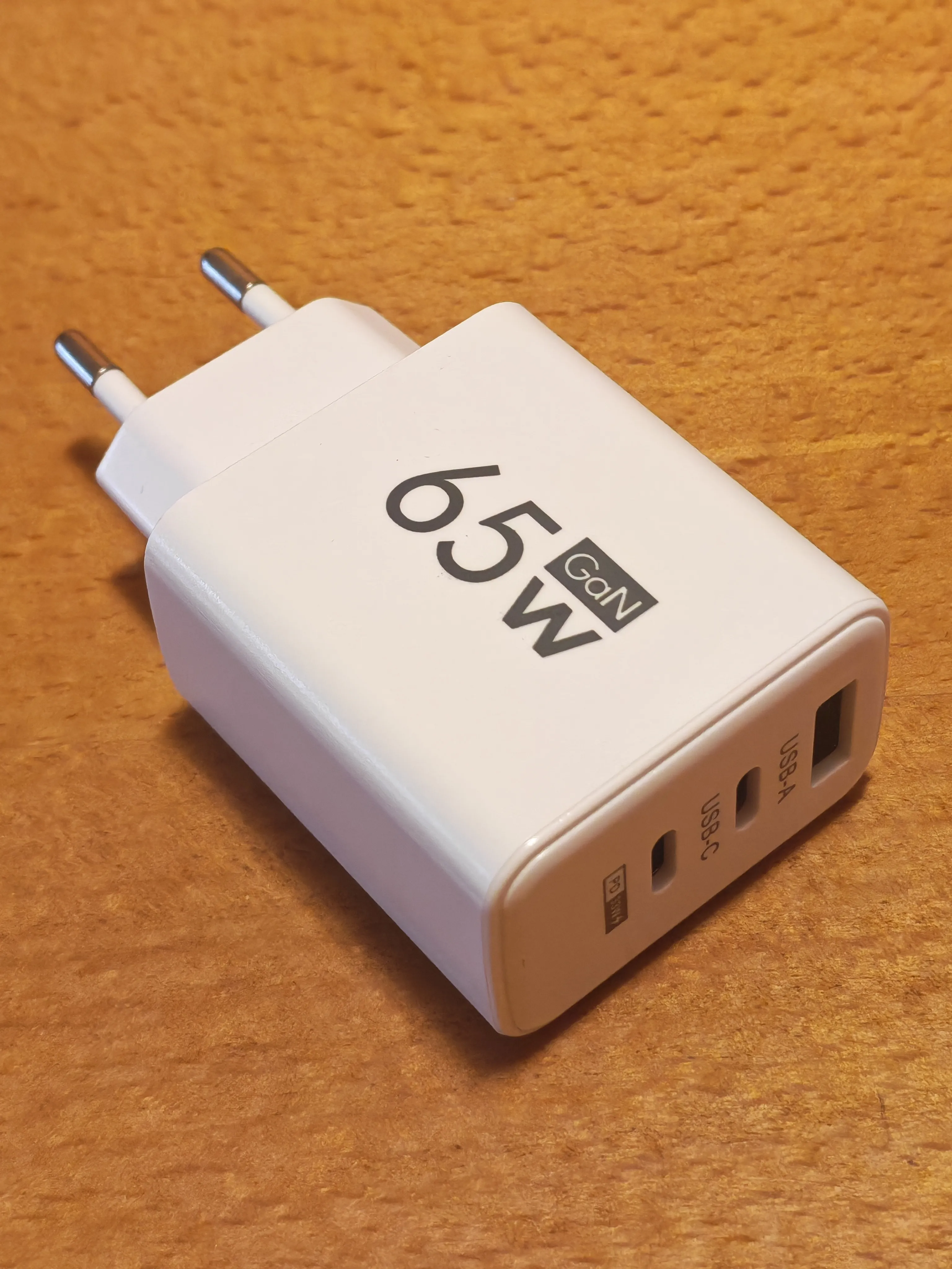 Punjač za mobitel 65W A+2C Cijena - cover