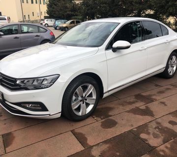 Prilika- Passat elegance  2.0 TDI  2020. garažiran kao nov,  - cover