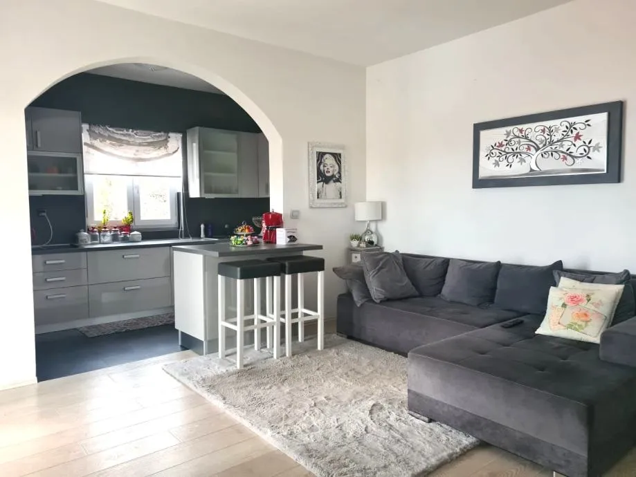 Kuća: Sali, 470.00 m2 (prodaja) - cover