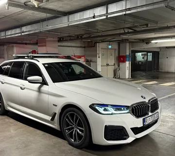 BMW 530e xDrive Touring M Sport - Plug-in Hybrid – 292 KS – 2021. - cover