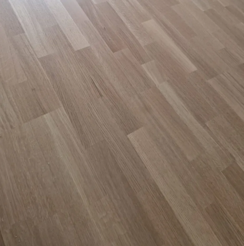 Hrast natur 5% bijeli lak - cover