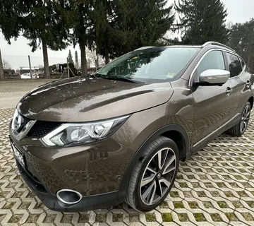 Nissan Qashqai 1,6 dCi, TEKNA, PANORAMA, TOP - cover
