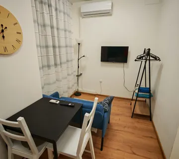 Iznajmljuje se garsonijera u Rijeci - cover