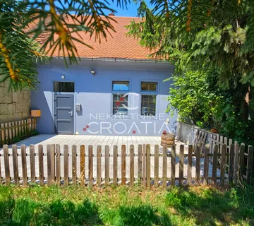 VARAŽDIN: KUĆA U NIZU, CENTAR - cover