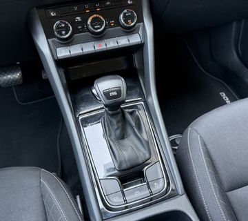 Škoda Karoq 1,6 TDI DSG °NAVIGACIJA°LED SVJETLA°TEMPOMAT°REG:12/2025° - cover